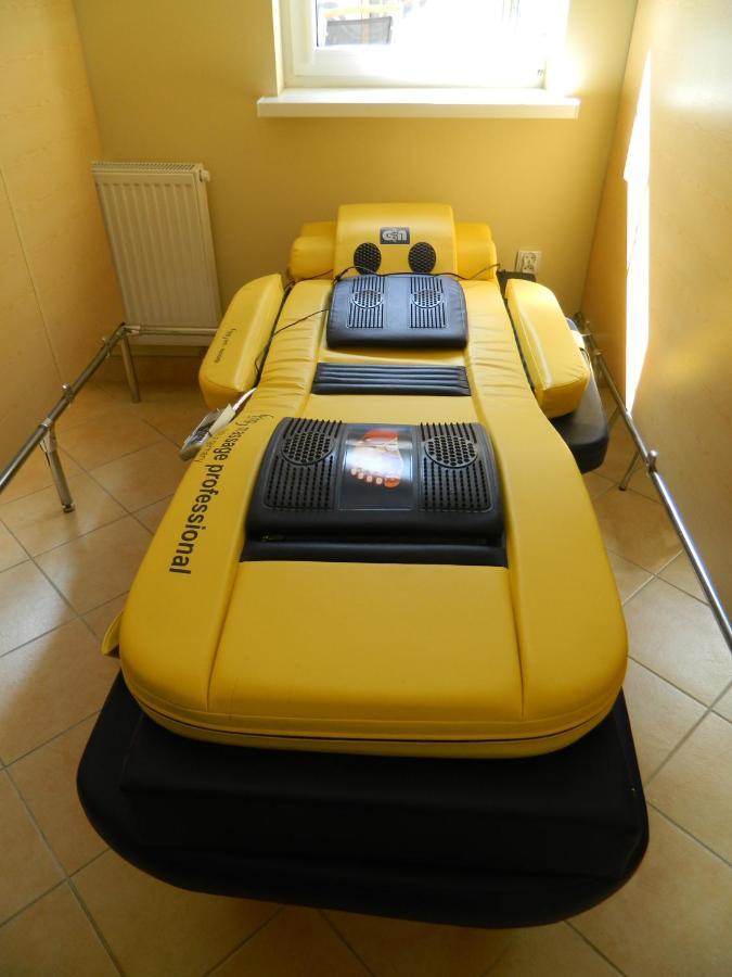 Pod Arkadami Hotel Darlowko Bagian luar foto