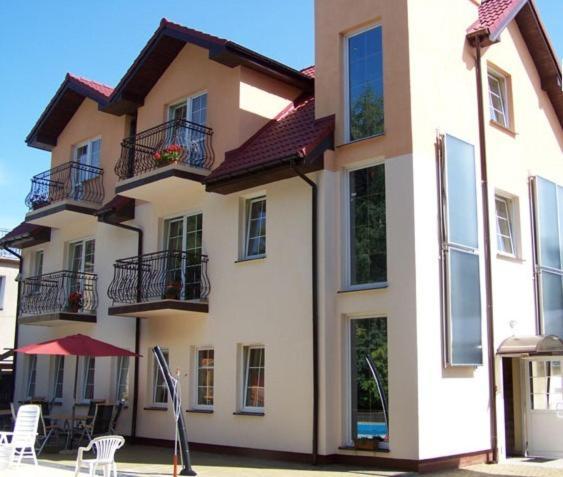 Pod Arkadami Hotel Darlowko Bagian luar foto