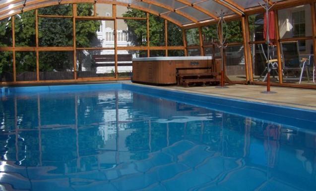 Pod Arkadami Hotel Darlowko Bagian luar foto