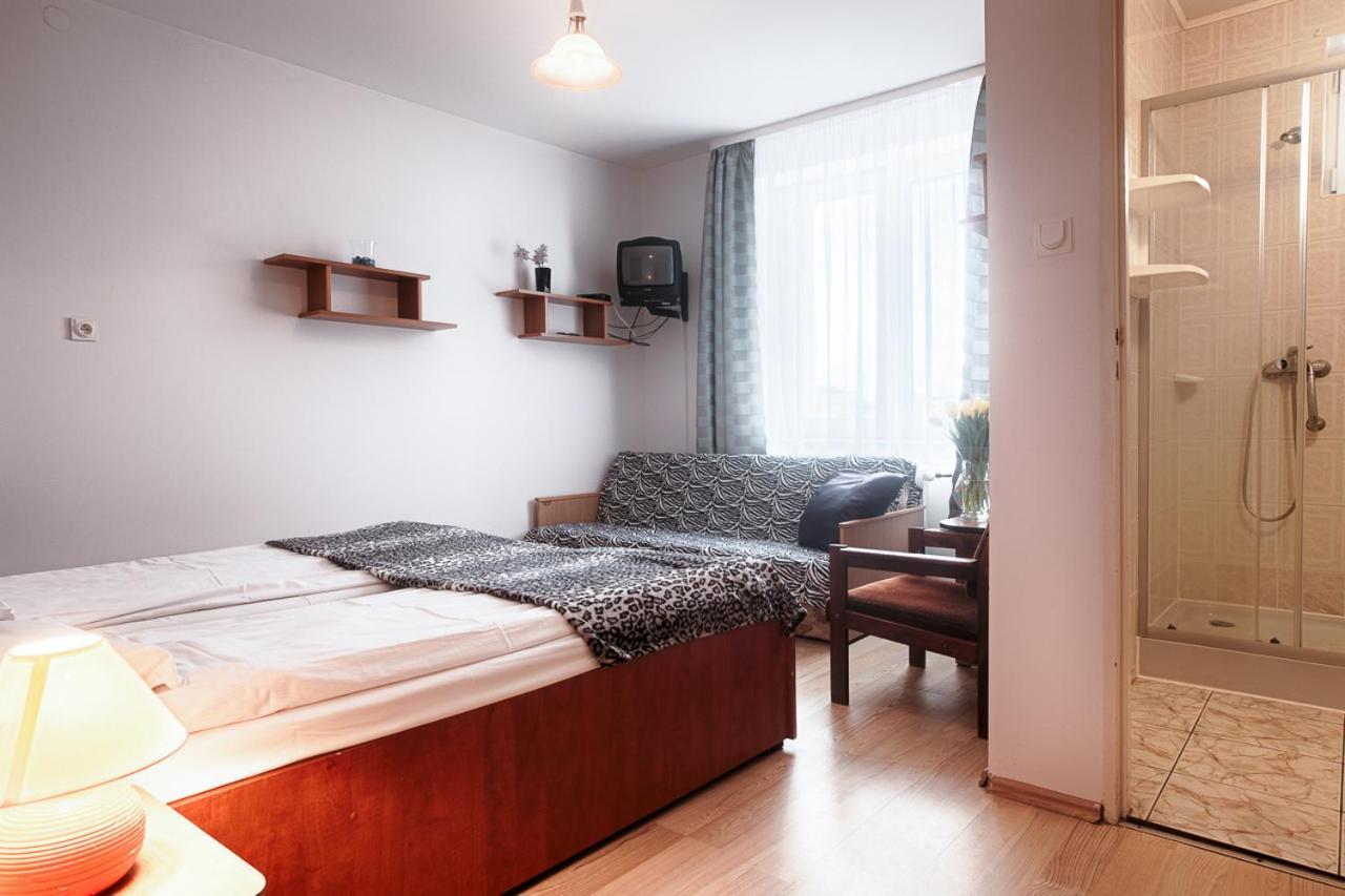 Pod Arkadami Hotel Darlowko Bagian luar foto